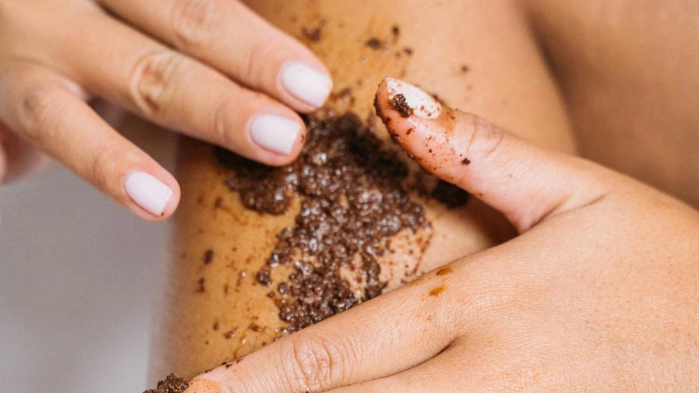 Exfoliation After Tanning: A Guide to Longer-Lasting Colour Info